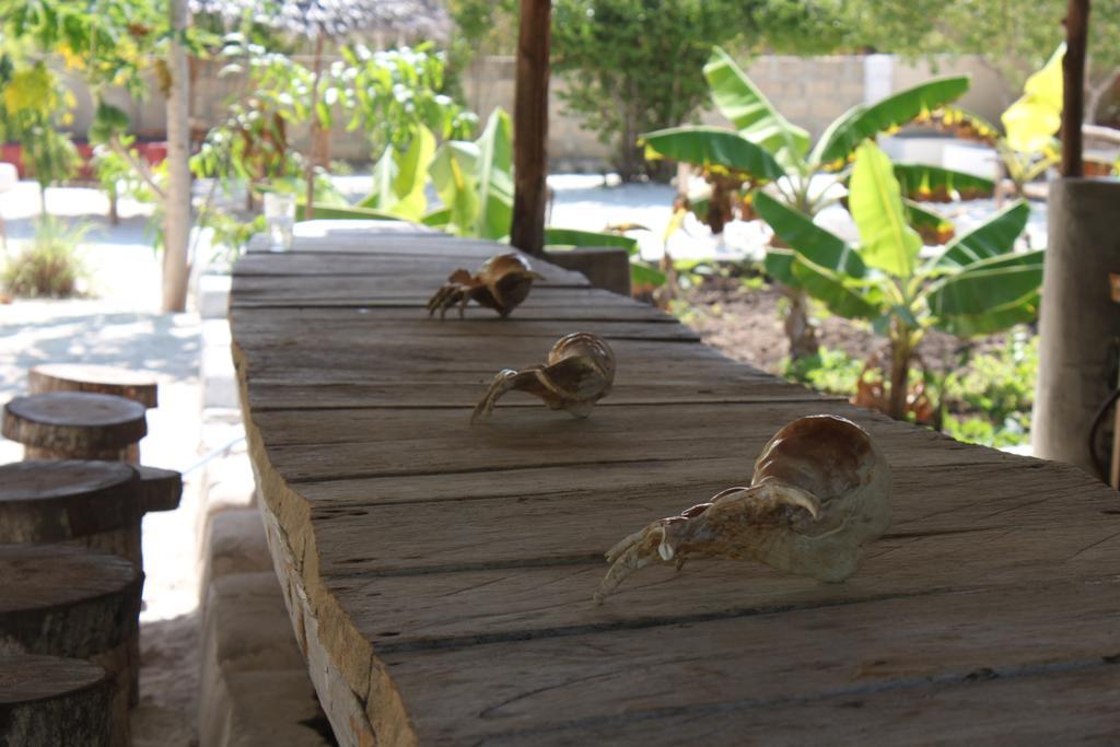 Mfumbwi Lodge Джамбиани Екстериор снимка