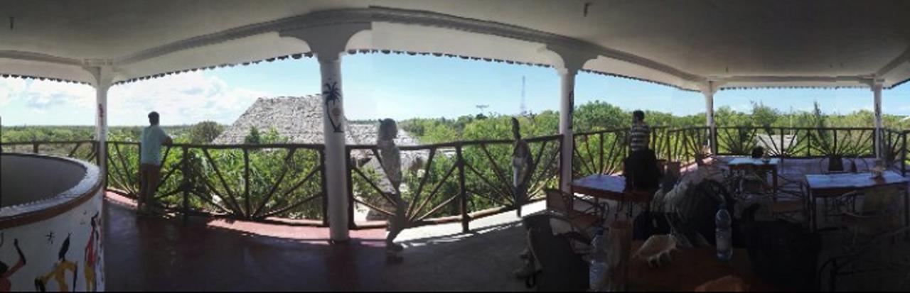 Mfumbwi Lodge Джамбиани Екстериор снимка