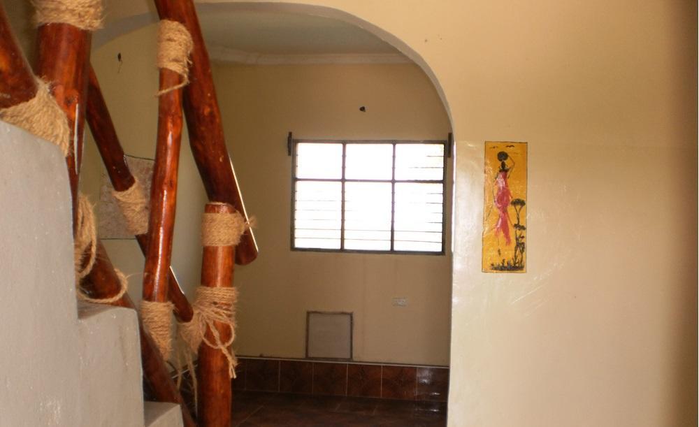 Mfumbwi Lodge Джамбиани Екстериор снимка