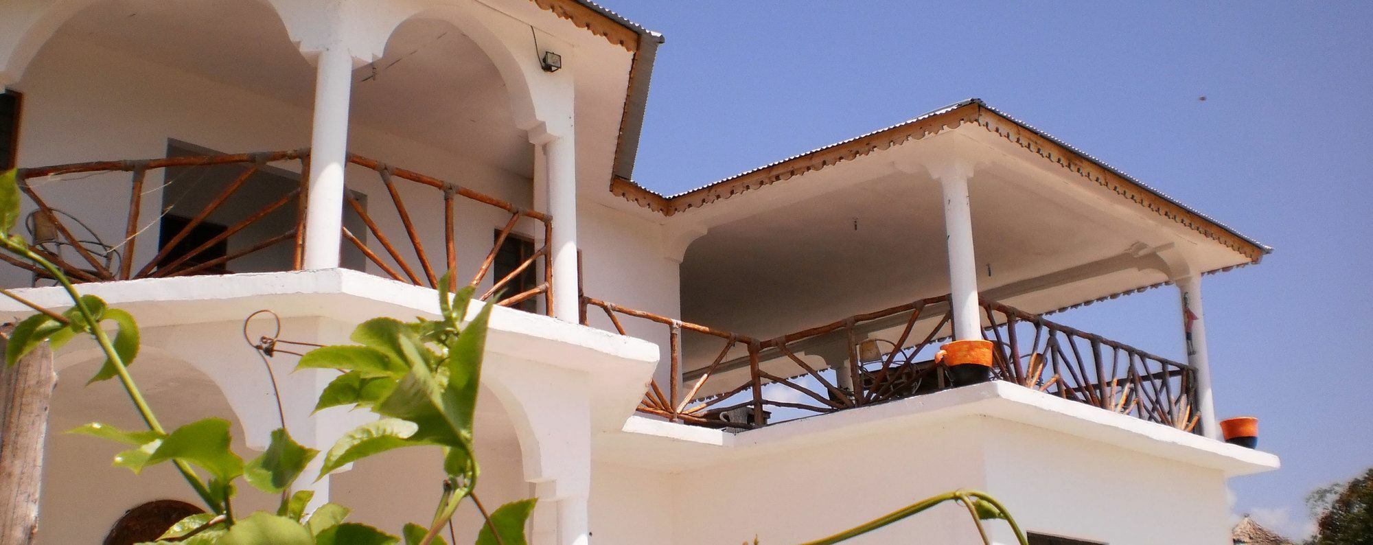 Mfumbwi Lodge Джамбиани Екстериор снимка